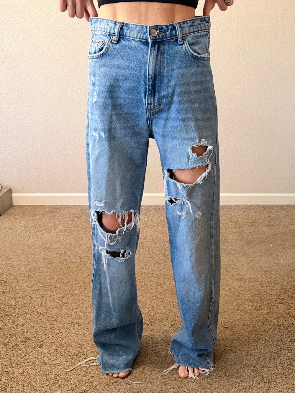 Zara “The 90’s Full Length” Distressed Jeans